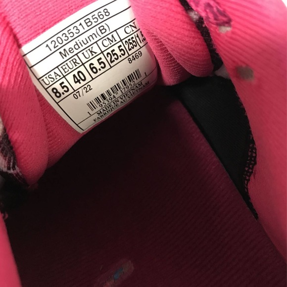 Brooks Women's Size 8.5 Medium (B) Adrenaline GTS 22 Running Shoe - Picture 10 of 10